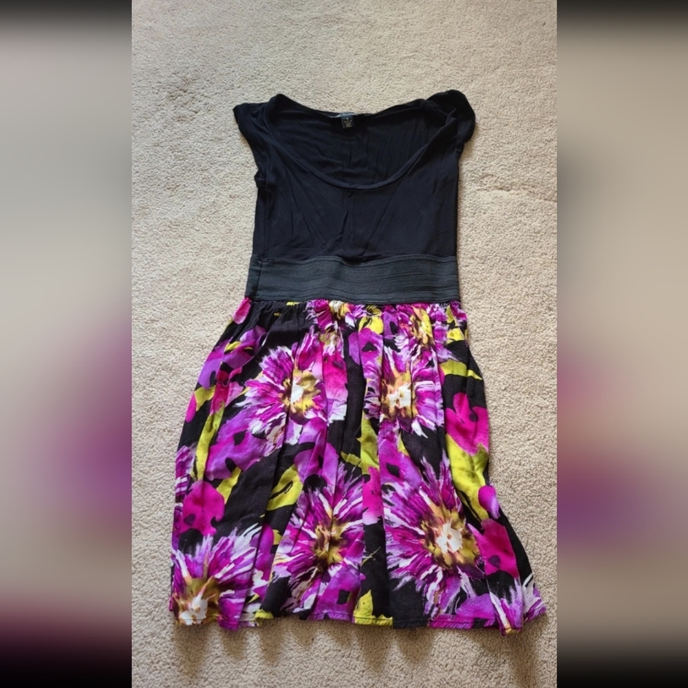 City triangles pocket dress